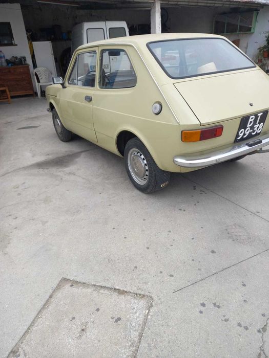 Fiat 127 pronto a circular 1975
