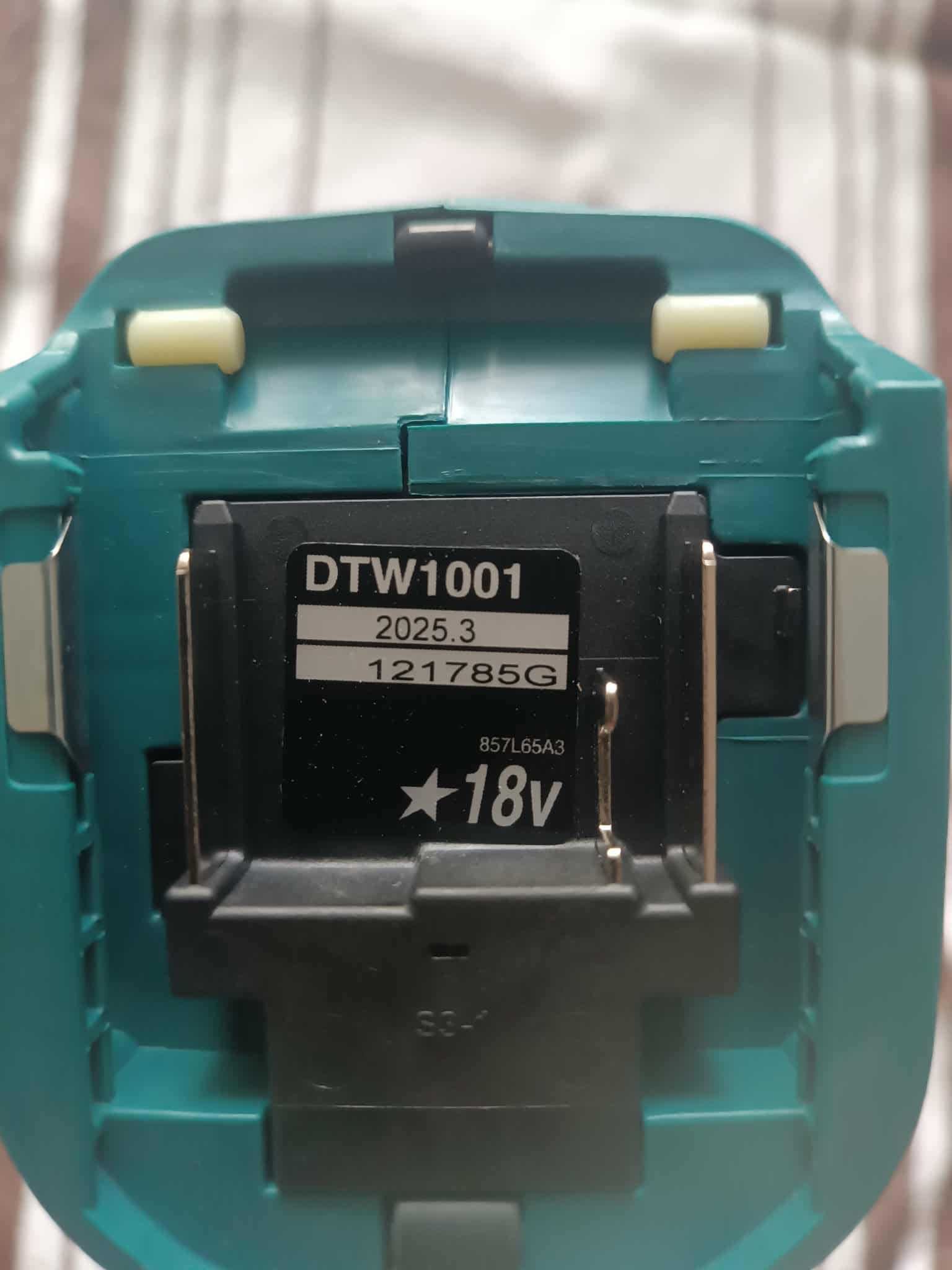 Makita klucz udarowy LXT DTW1001   1250 nm 3/4