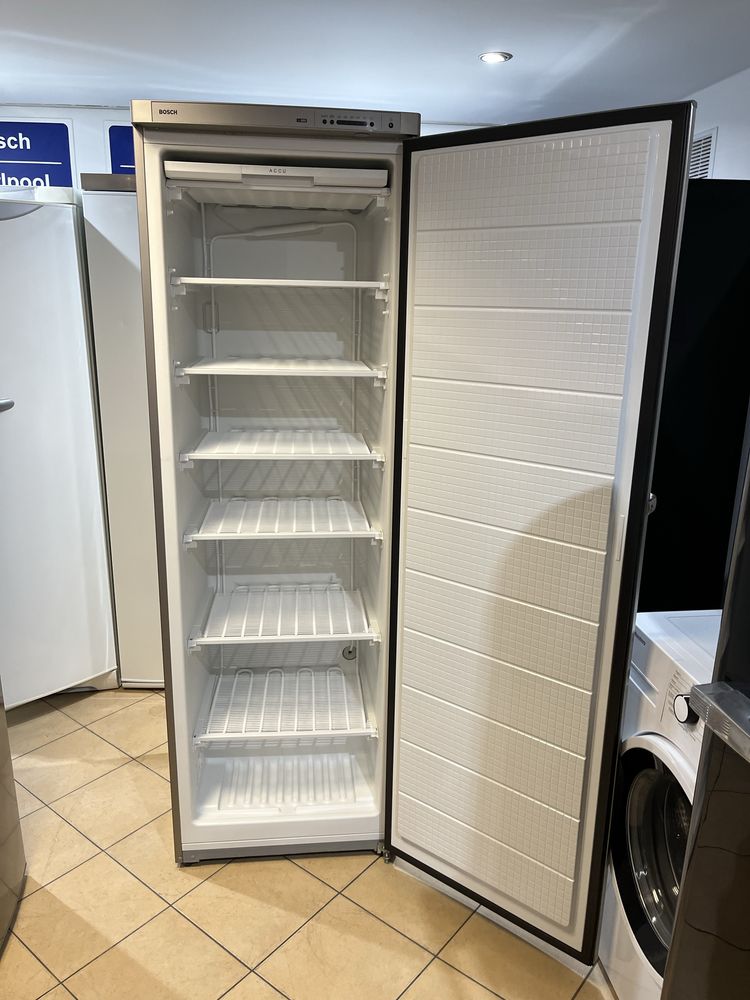 Zamrażarki* noFrost*Grawitacyjne*do*Gastronomii*i*Domu*