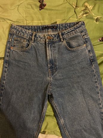 Женские джинсы MOM