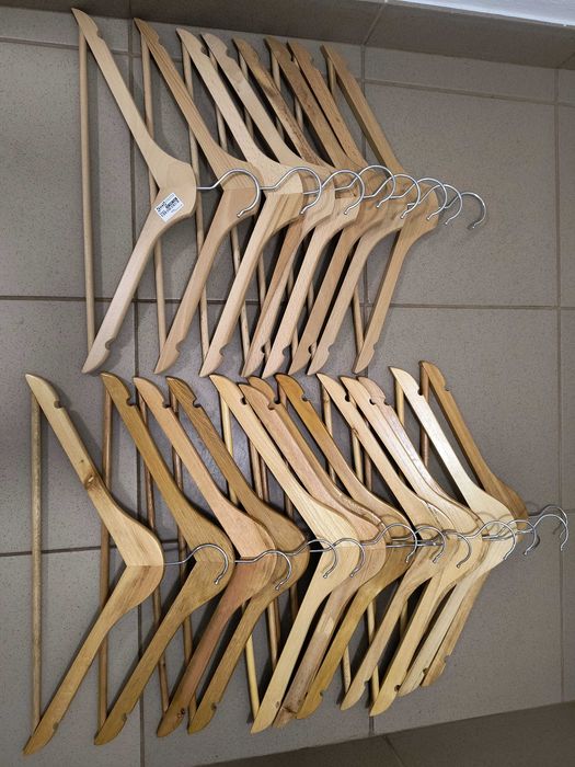 Wieszaki drewniane, IKEA