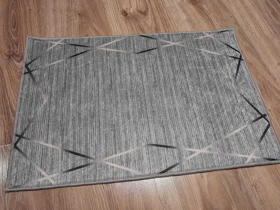 Dywanik do łazienki 60x40 szybka wysyłka