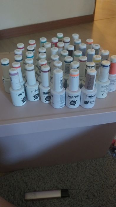 Material de Unhas de Gel e Broca