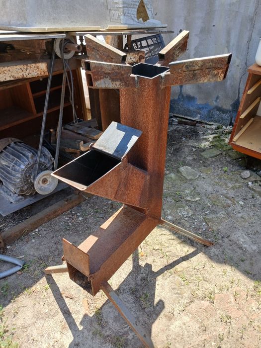 Печь для двора, щепочница, турбопечь