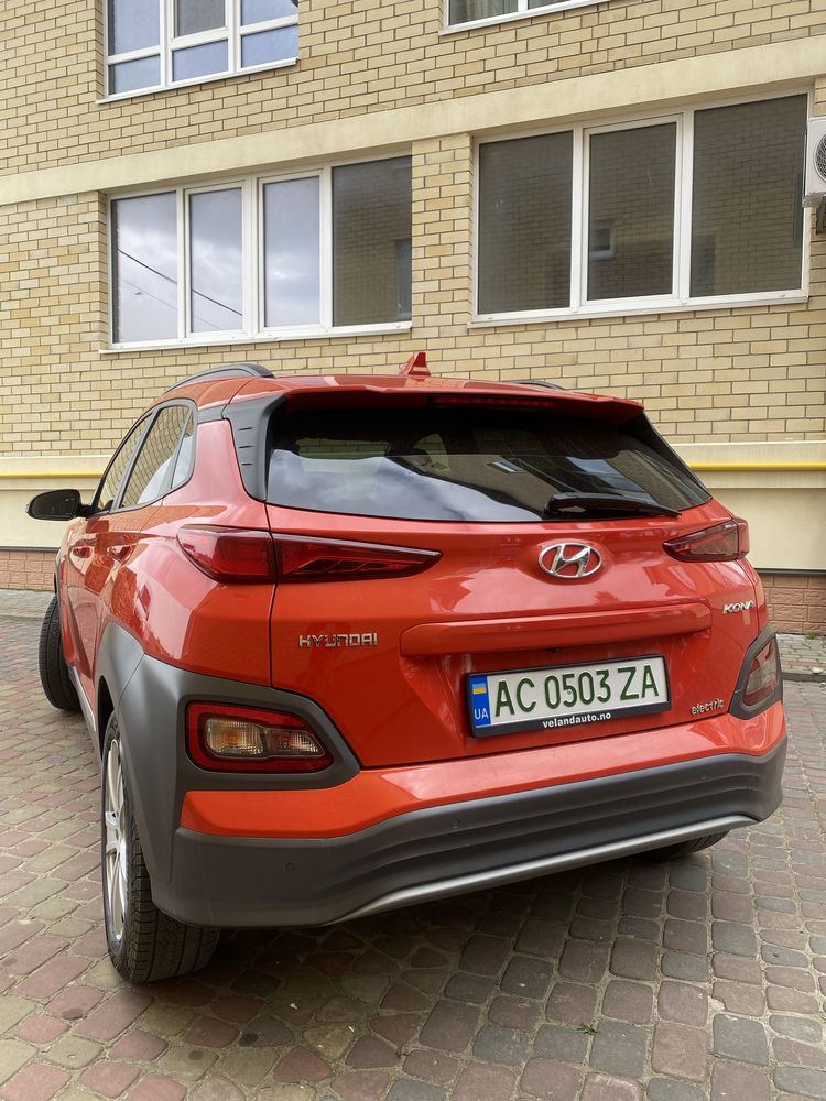 Hyundai Kona 64кВт 2018 Батарея 100%