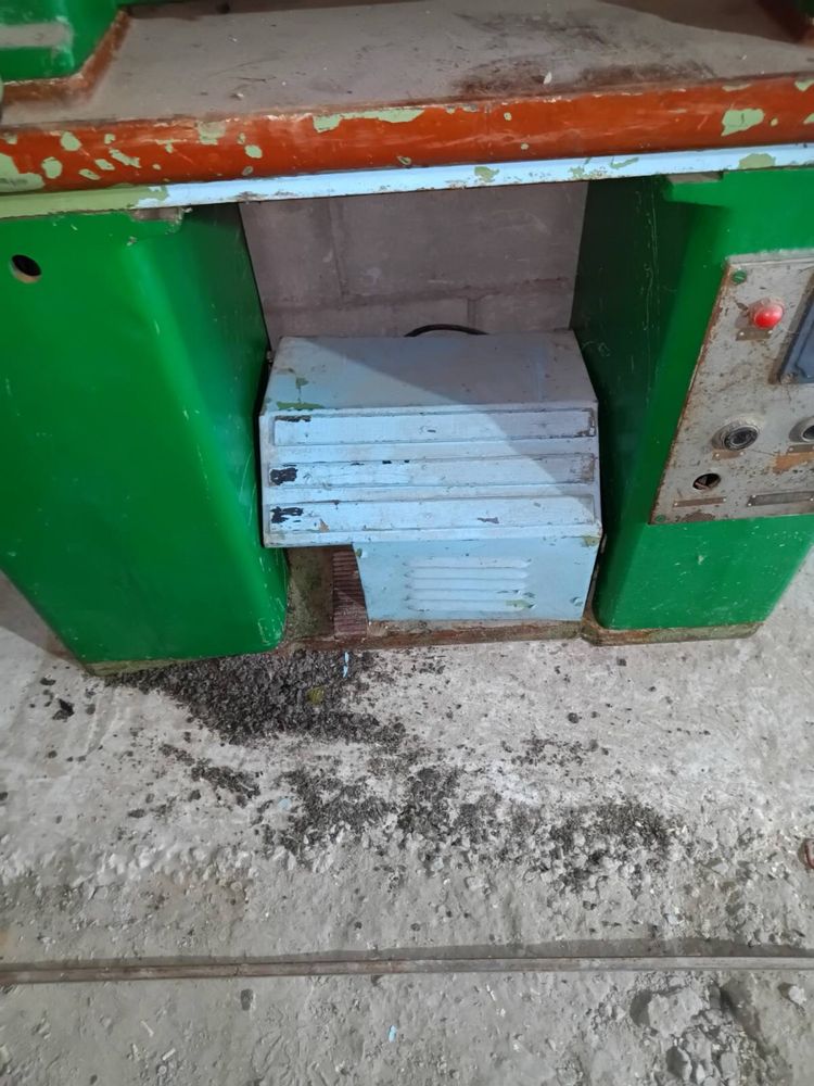 Токарный станок по металлу