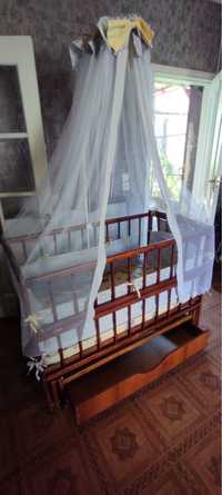 Кроватка детская - маятник с матрасиком и балдахином