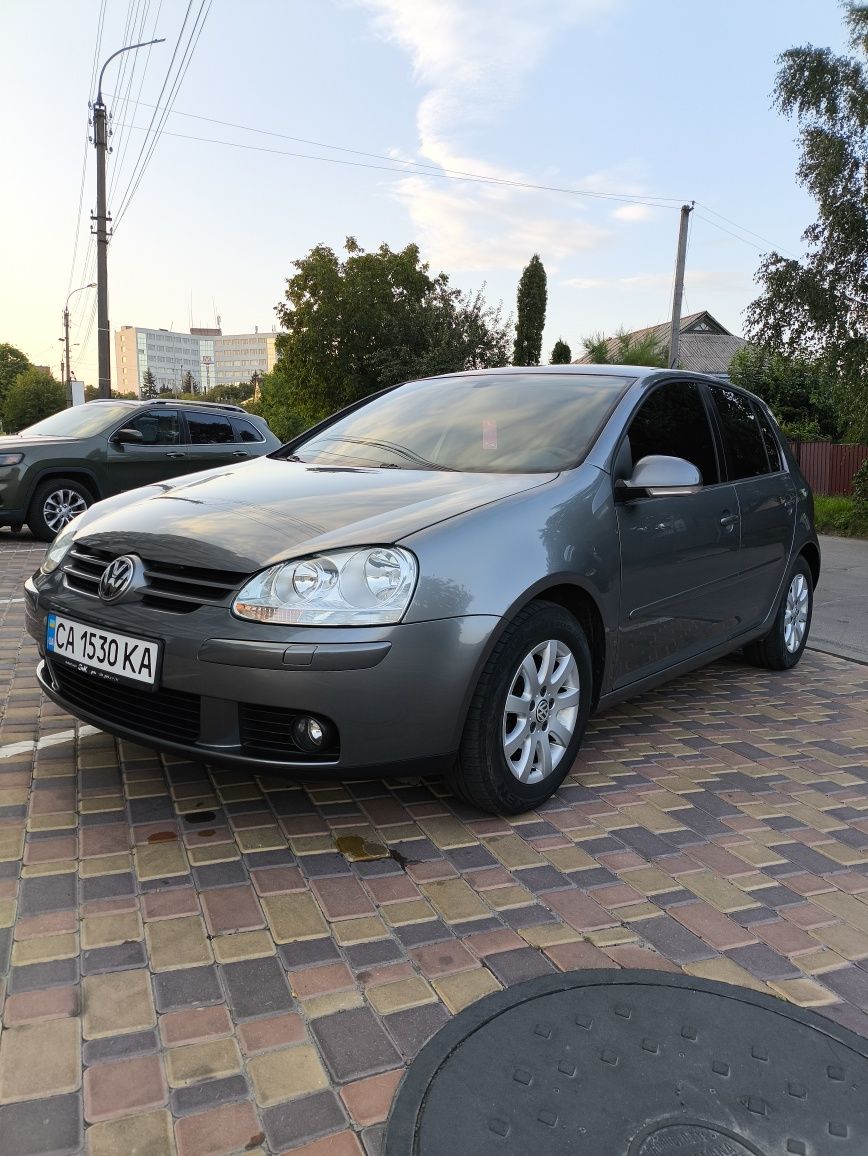 Volkswagen golf 5