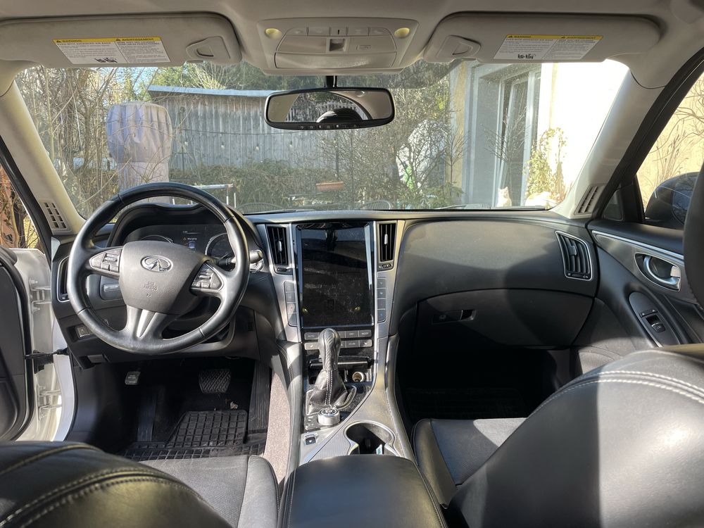Sprzedam Infiniti Q50 3.7 v6