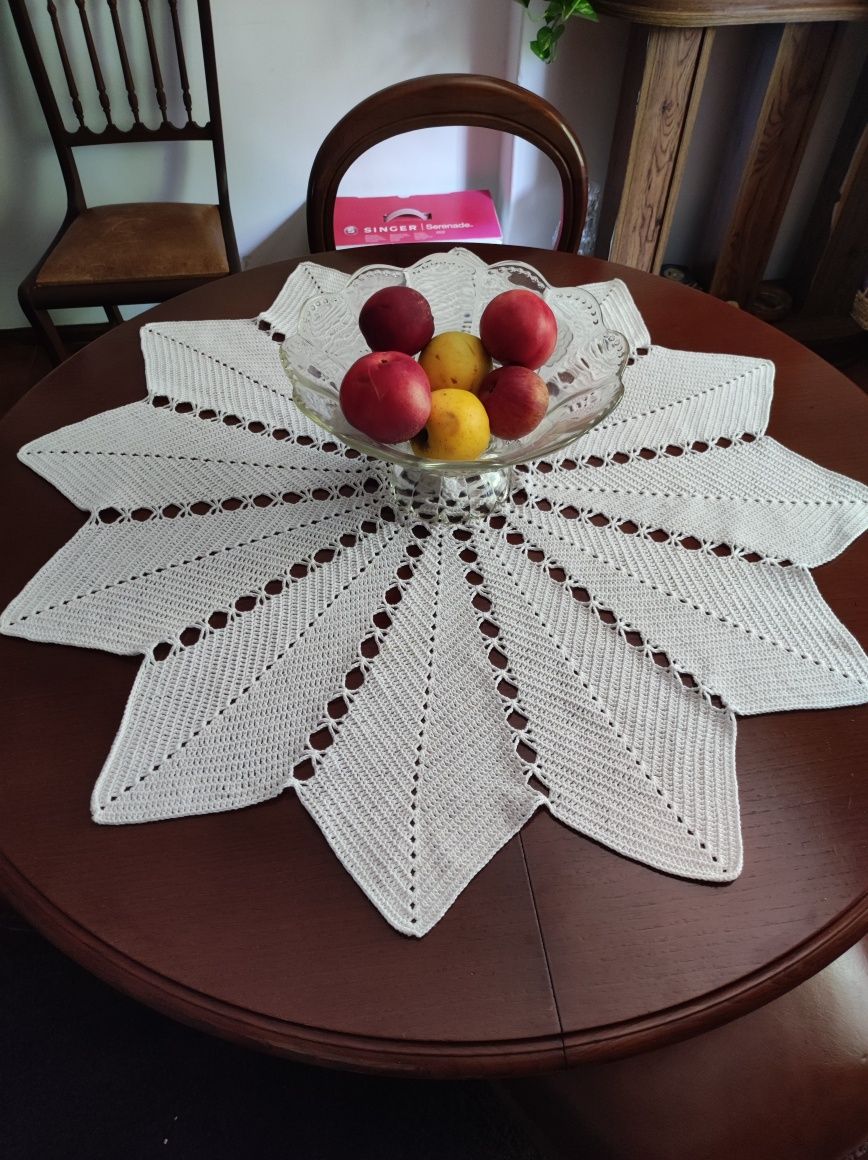 Mesa extensível + 4 cadeiras