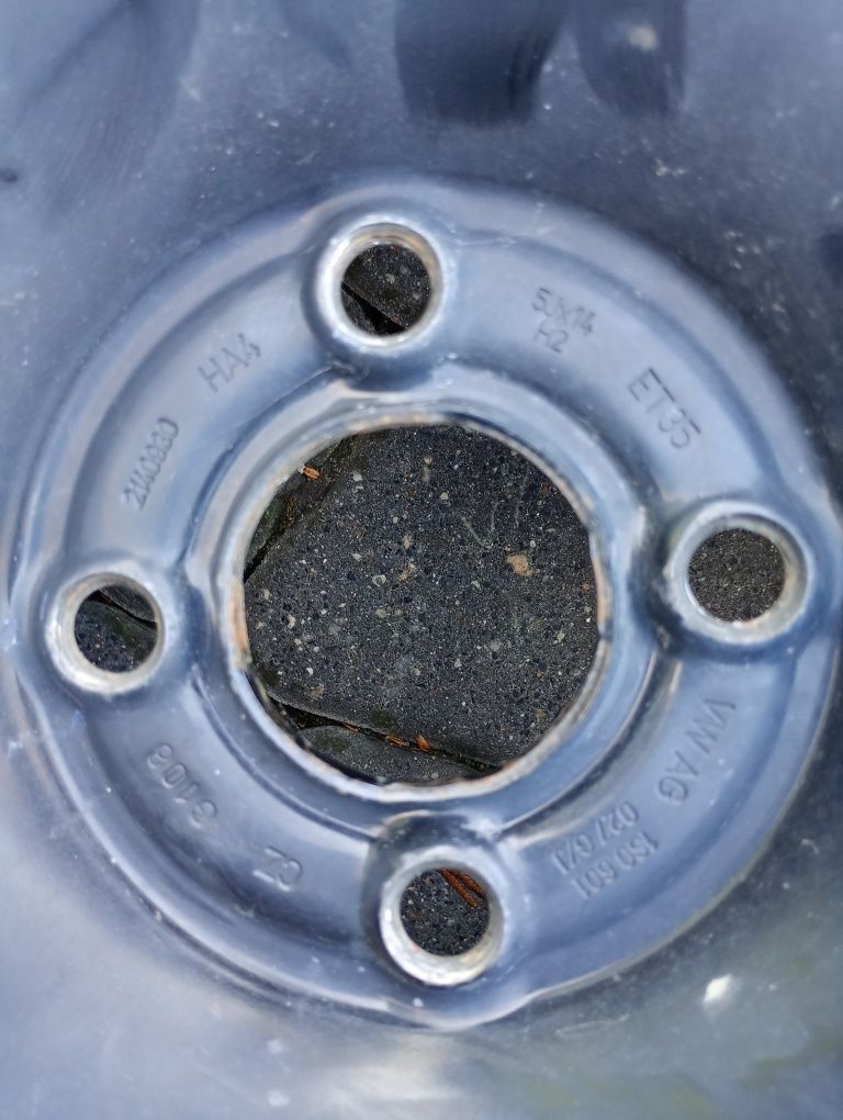 Koła zimowe 14" VW 4 x 100