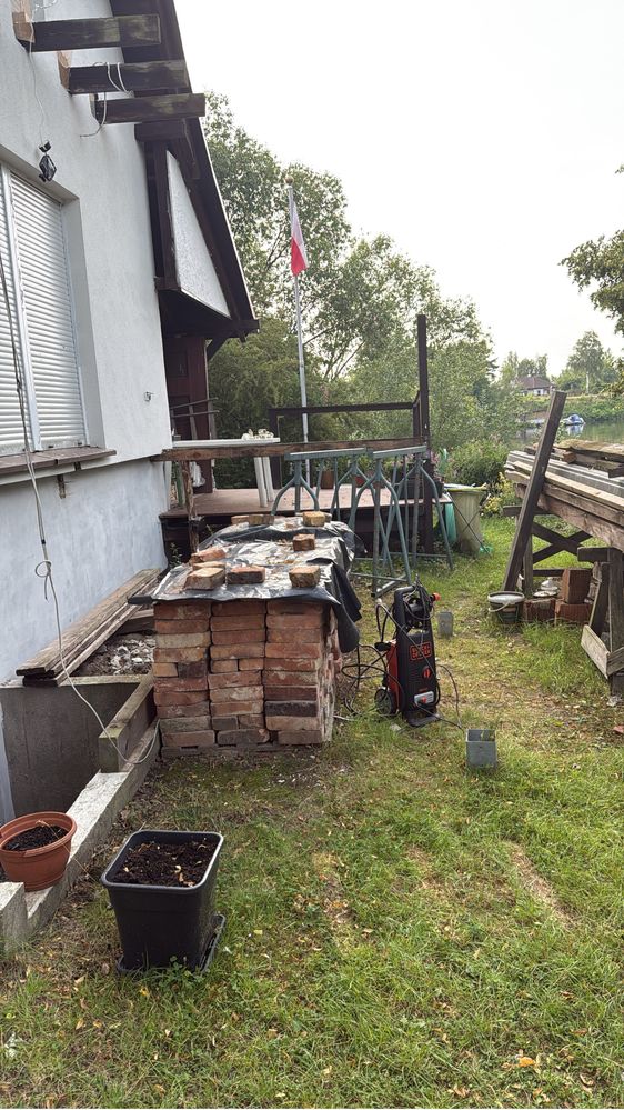 Oddam za darmo cegly i deski