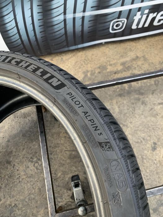 Шини 305/30 R21 пара Michelin 2023p зима 7мм