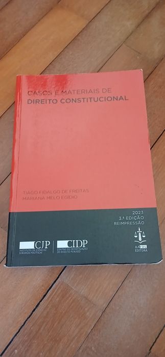 Casos e materiais de Direito Constitucional
