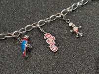 Srebrne zawieszki Apart, kibic, Polska, Papuga, charms Ag 925 stan bdb
