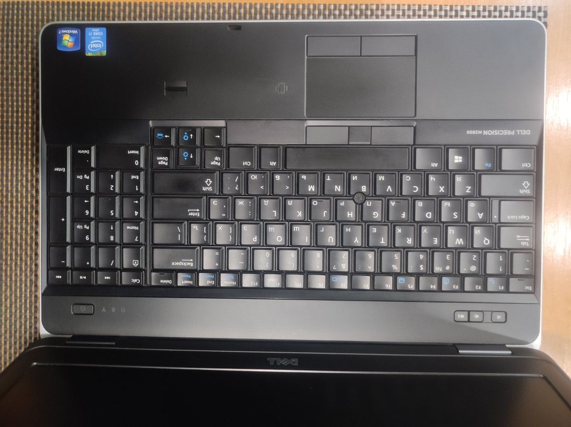 Ноутбук Dell Precision M2800