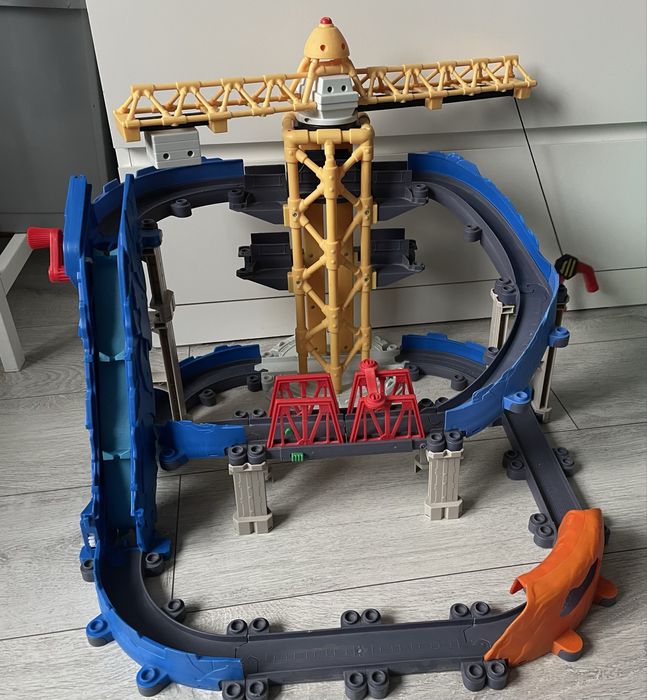 Stacyjkowo tory z dźwigiem