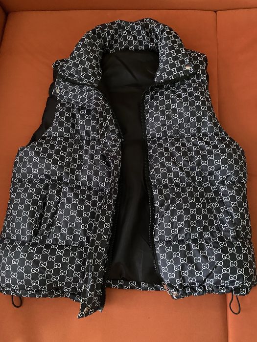 Женская стильная жилетка