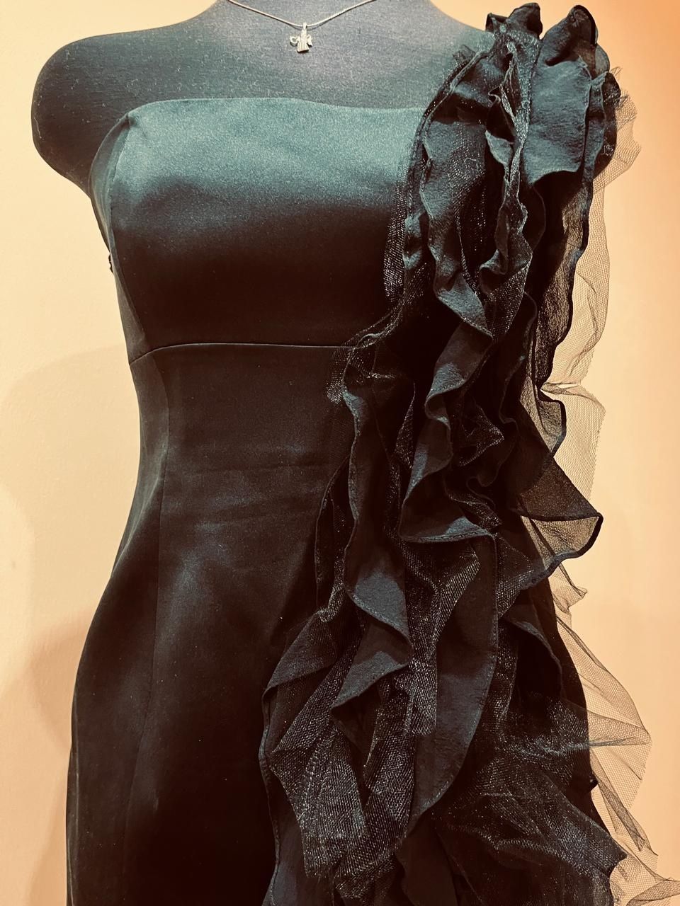 Продам  шикарное платье Karen Millen, England, оригинал, размер 12 М