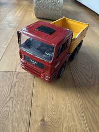 Zabawkowa ciężarówka Bruder