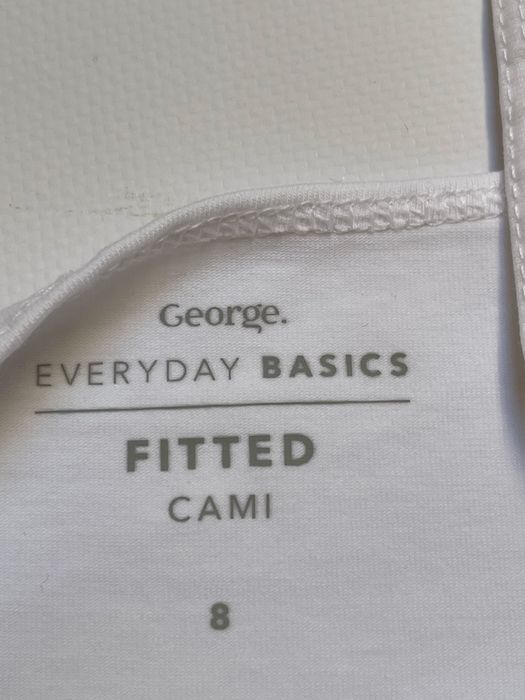 8 36 George biała gładka dopasowana koszulka na ramiączkach bawełniana