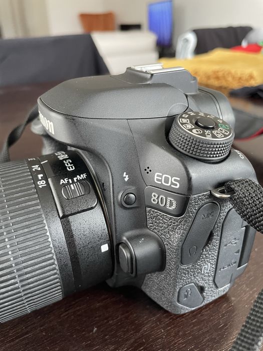 Canon 80d DSLR Como nova