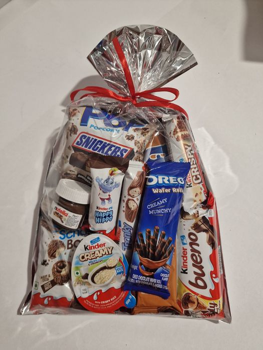 Paczka Świąteczna słodyczy kinder nr 62