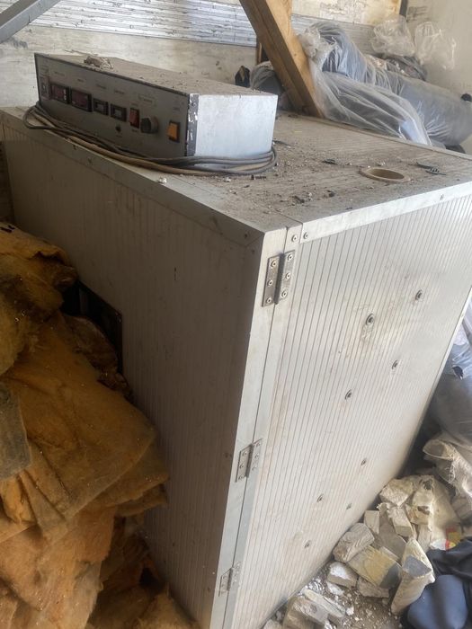 Инкубатор страусиный