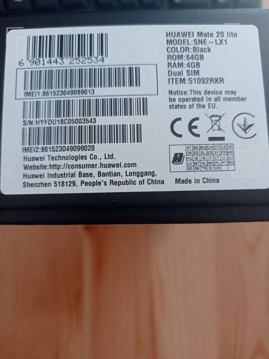 Smartfon Huawei Mate 20 lite Dual SIM