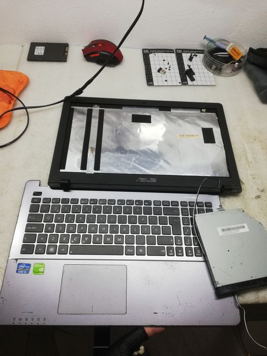 Peças portátil Asus K550C