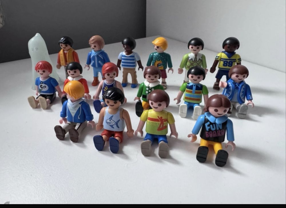 Ludziki Playmobil dzieci / 16 sztuk