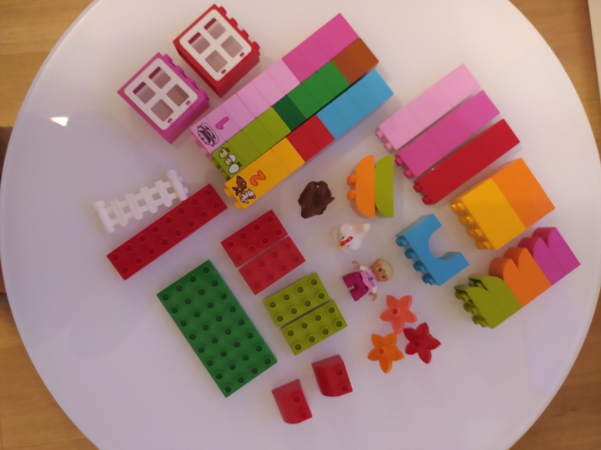 Lego DUPLO 10571 - zestaw z różowymi klockami