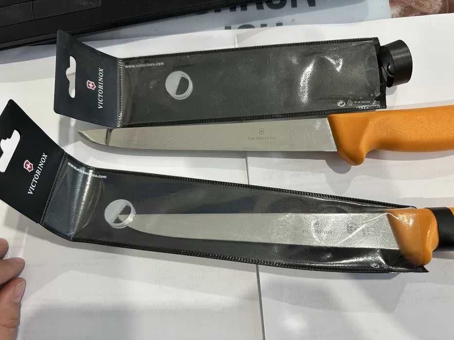 Nóż SWIBO Victorinox 5.8401.18 18cm NOWY