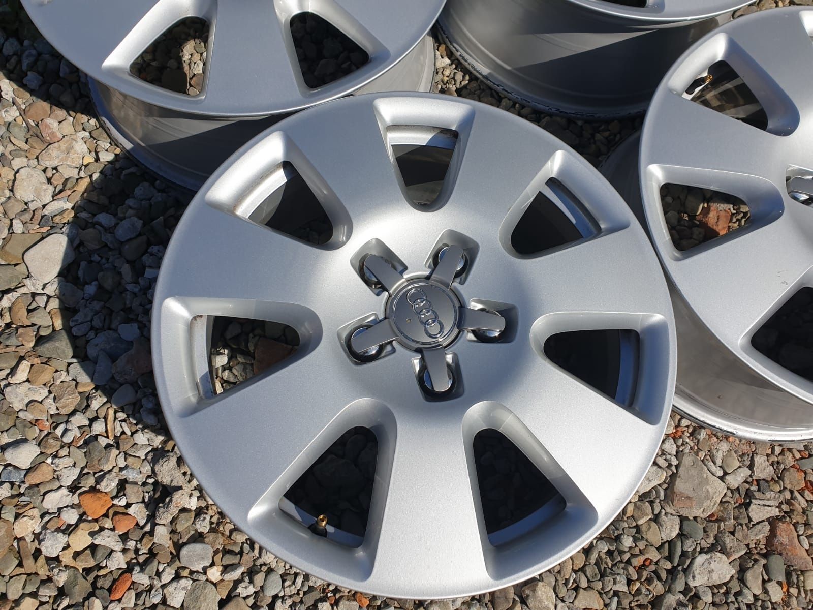 Felgi 7.5Jx18" 5x130 Audi Q7 VW Touareg Porsche Cayenne  Panamera