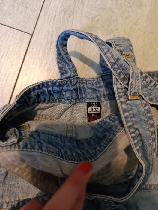 Spodenki krótkie ogrodniczki jeansowe dżinsowe szorty Zara 74