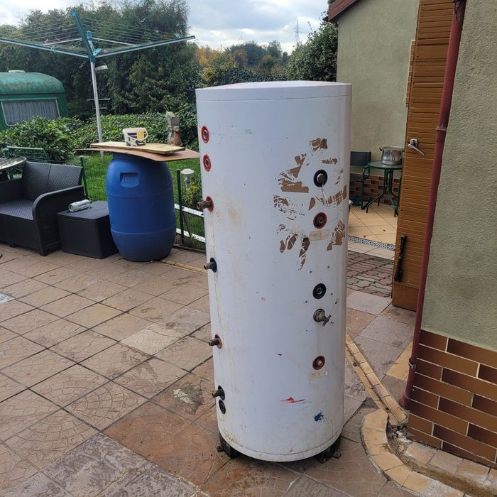 Zbiornik ze stali nierdzewnej z dwoma wężownicami 250l