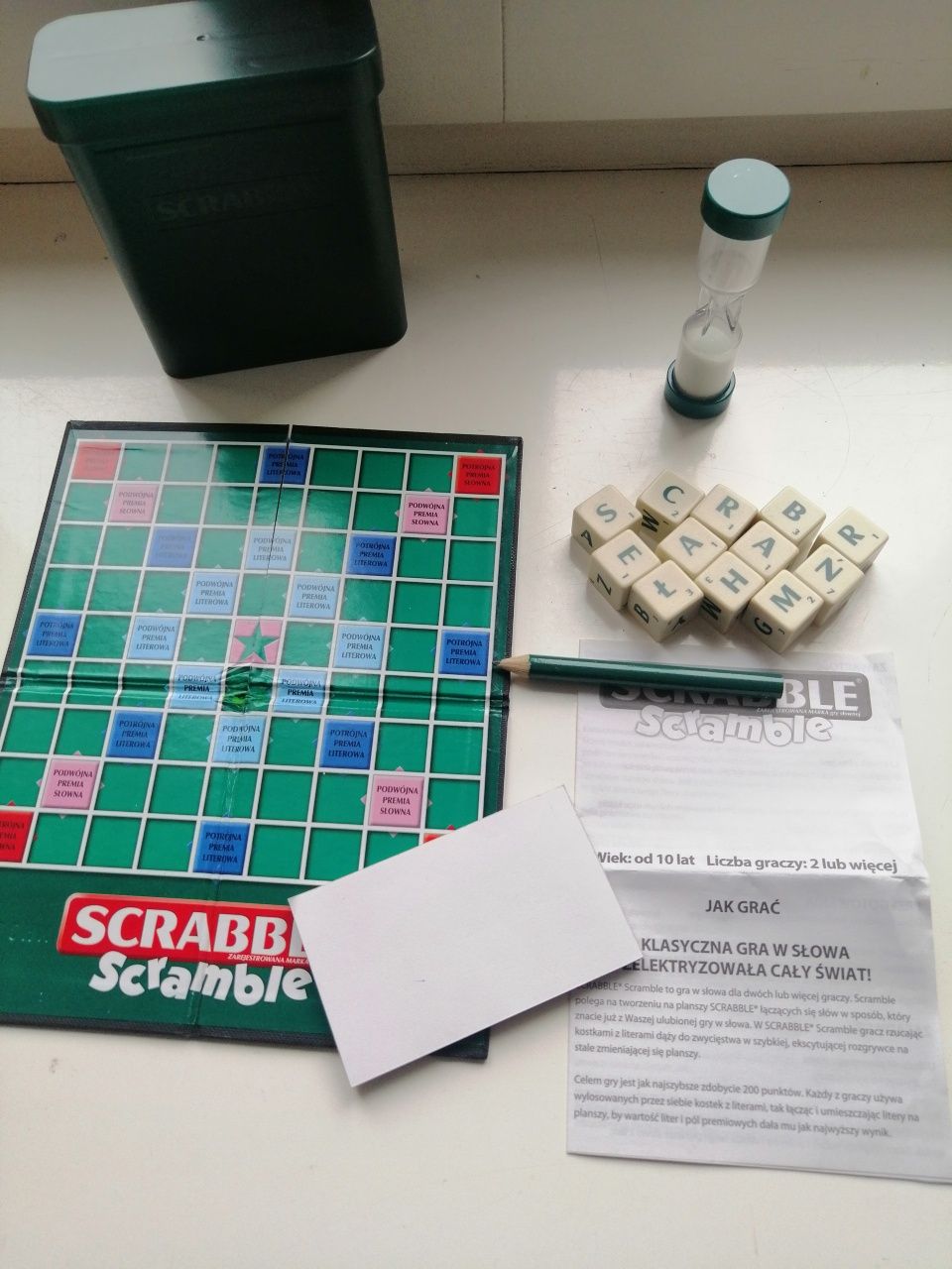 Scrabble, scramble