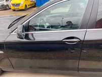 BMW F10 F11 drzwi przód L 475/9 Schwarz