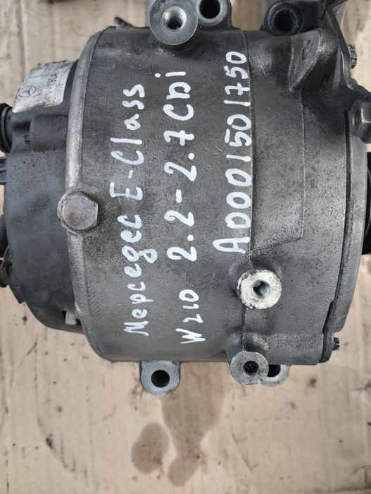 Генератор Mercedes C-Class (W203)/Mercedes E-Class (W210) 2,2-2,7 CDi