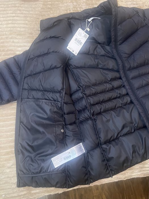 Курточка Манго чорна