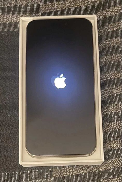 IPHONE 15PRO stan bdb