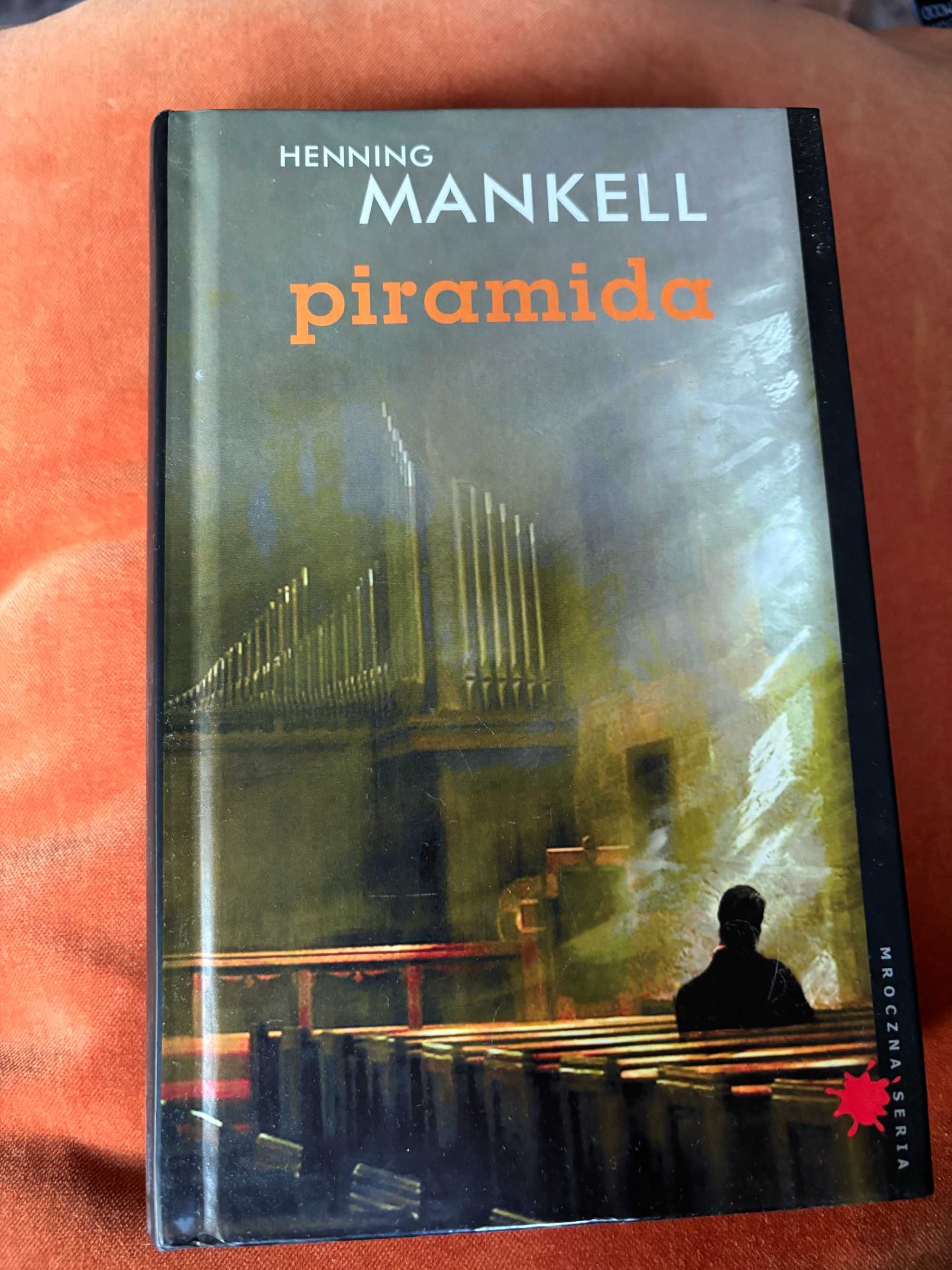 Henning Mankell "Piramida"