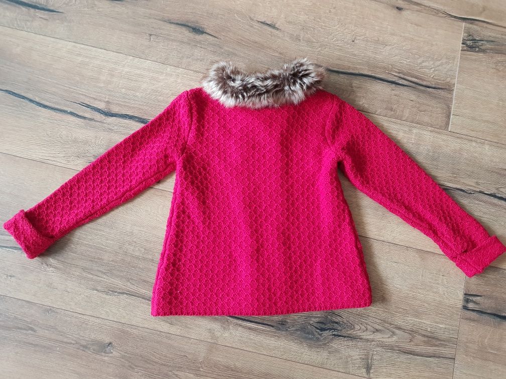 Sweter 110 cm, elegancki, czerwony, z futerkiem, idealny na święta