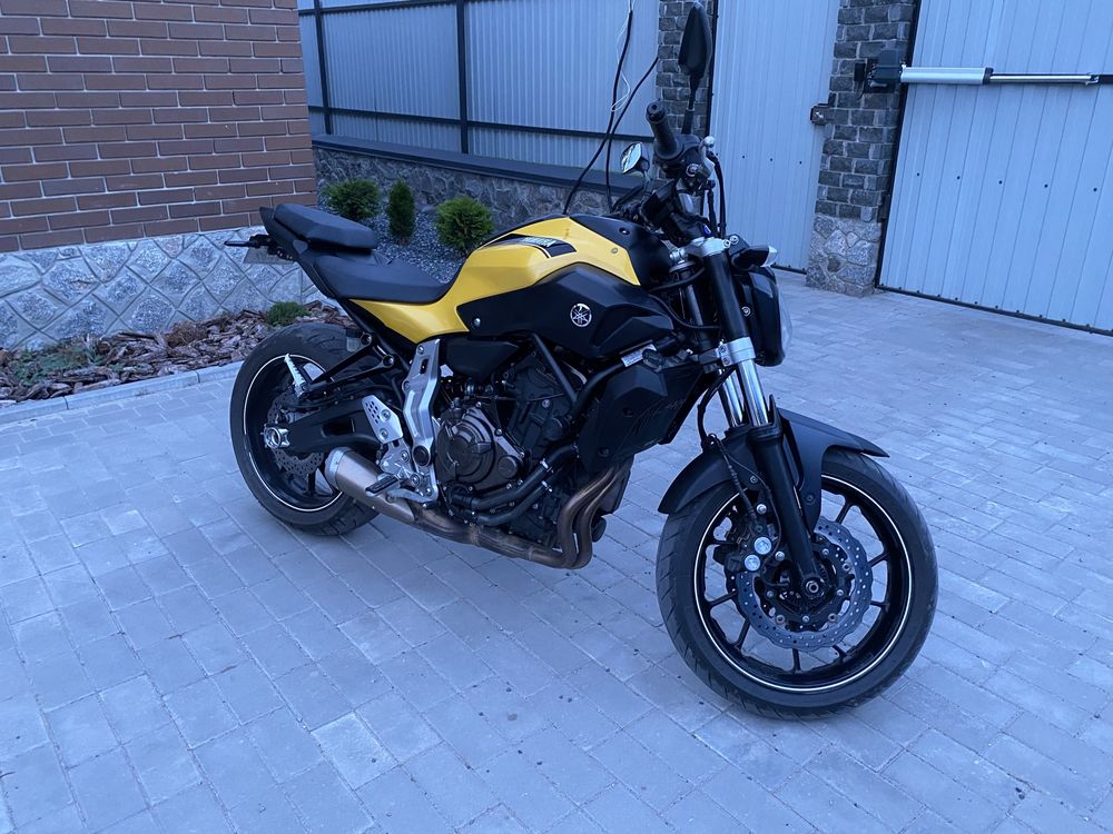 Yamaha mt 07. 2016 рік