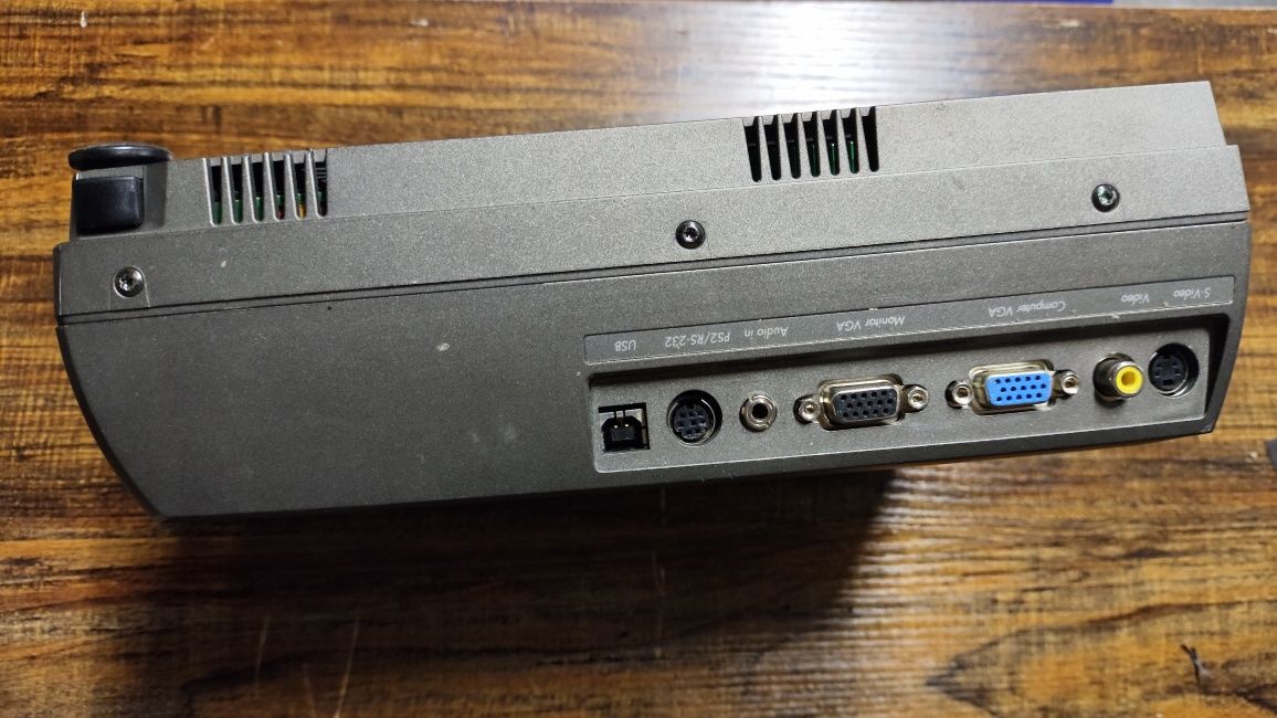 Projektor Infocus LP290
