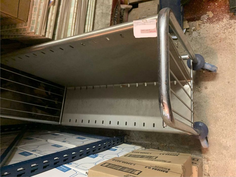 Carrinho para 150 pratos em aço inoxidável