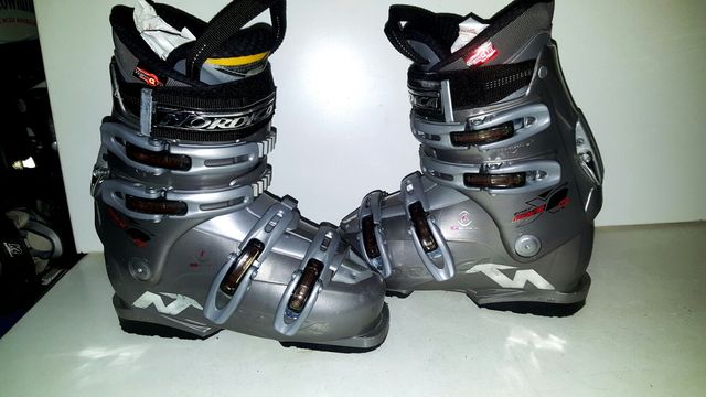 Buty narciarskie NORDICA Damskie MOVE 8 rozmiar 38 jak Nowe