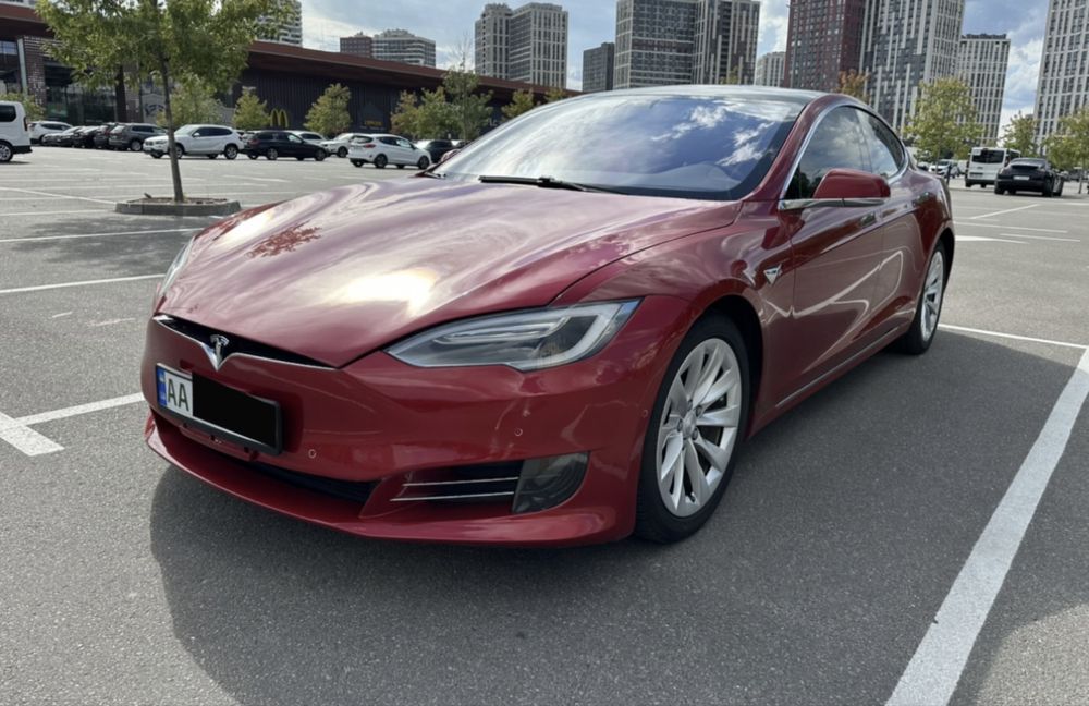 Tesla model S intel