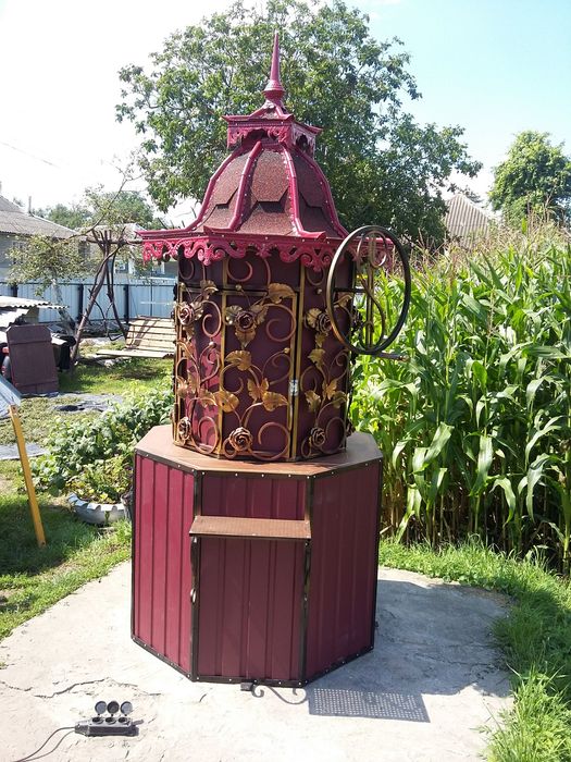 Кирниці з тумбами,кирнички,колодязь.