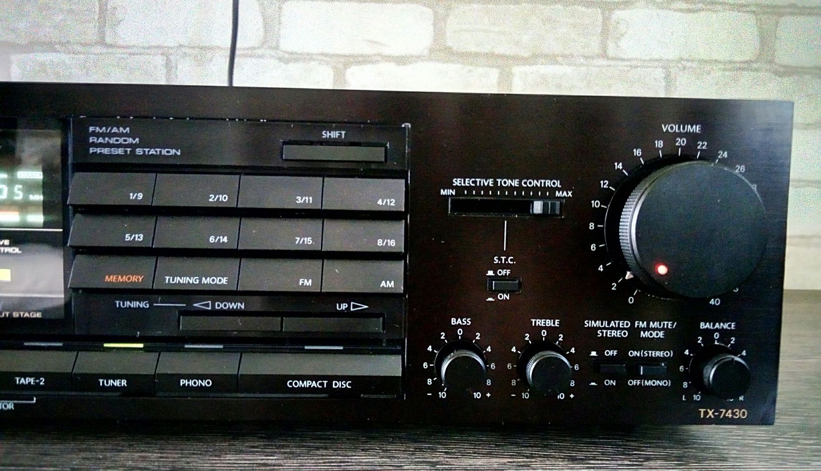 Onkyo TX-7430 Quartz Synthesized Tuner Amplifier 1987